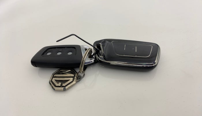 2020 MG HECTOR SHARP 1.5 DCT PETROL, Petrol, Automatic, 61,097 km, Key Close Up