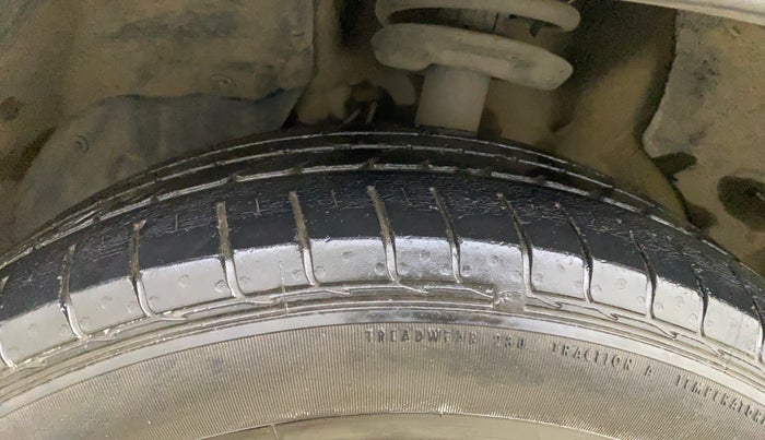 2020 MG HECTOR SHARP 1.5 DCT PETROL, Petrol, Automatic, 61,097 km, Left Front Tyre Tread