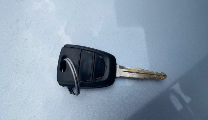 2020 Hyundai NEW SANTRO SPORTZ MT, Petrol, Manual, 16,610 km, Key Close Up