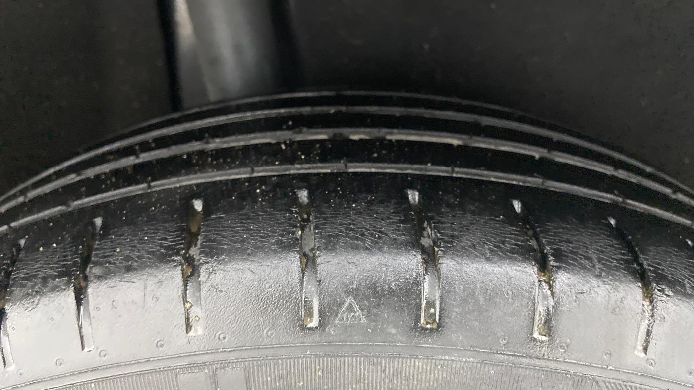 2019 Toyota Glanza V, Petrol, Manual, 64,625 km, Right Rear Tyre Tread