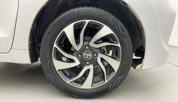 2019 Toyota Glanza V, Petrol, Manual, 64,625 km, Right Front Wheel