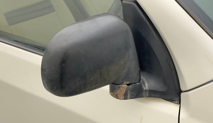 2011 Hyundai Santro Xing GLS, Petrol, Manual, 50,201 km, Right rear-view mirror - Folding motor not working