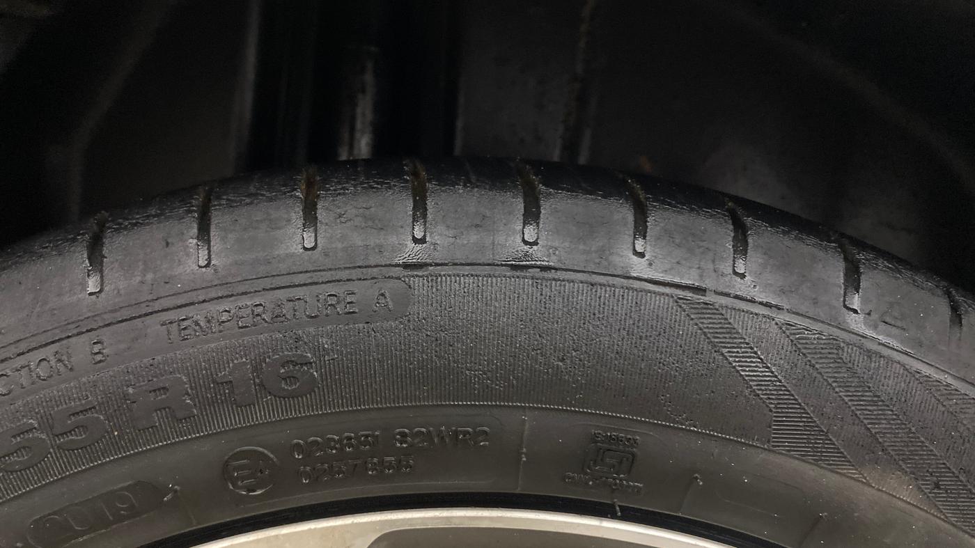 2019 Maruti Ciaz ALPHA 1.5 SHVS PETROL, Petrol, Manual, 52,412 km, Right Rear Tyre Tread