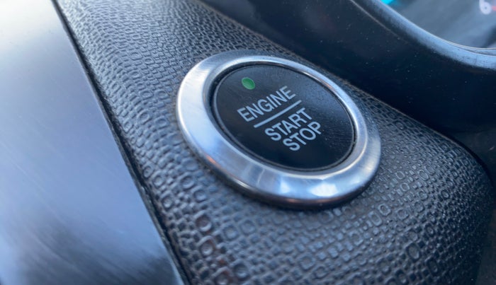 2018 Ford Ecosport TITANIUM 1.5L DIESEL, Diesel, Manual, 1,16,297 km, Keyless Start/ Stop Button