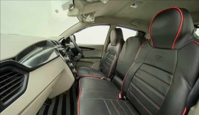2016 Mahindra Kuv100 K2 6 STR, Petrol, Manual, 78,210 km, Right Side Front Door Cabin