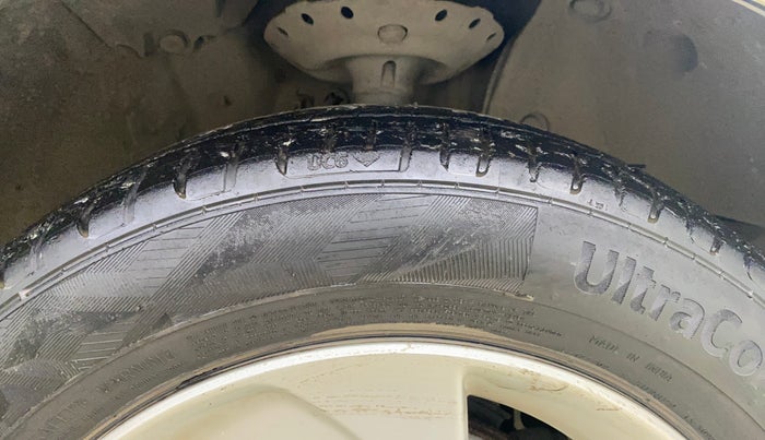 2016 Honda City 1.5L I-VTEC VX, Petrol, Manual, 1,19,568 km, Right Front Tyre Tread