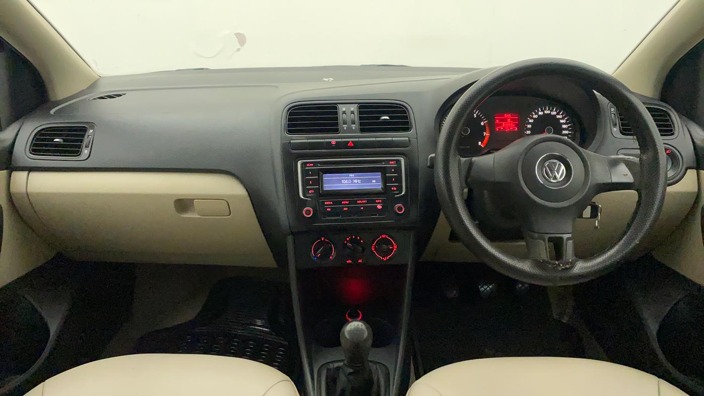 2013 Volkswagen Polo COMFORTLINE 1.2L PETROL, Petrol, Manual, 61,742 km, Dashboard