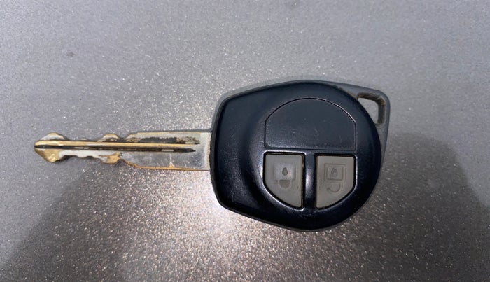 2015 Maruti Swift Dzire VXI, Petrol, Manual, 98,389 km, Key Close Up