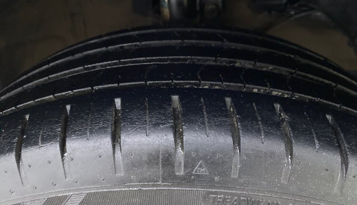 2020 Maruti Baleno ZETA PETROL 1.2, Petrol, Manual, 34,752 km, Right Front Tyre Tread