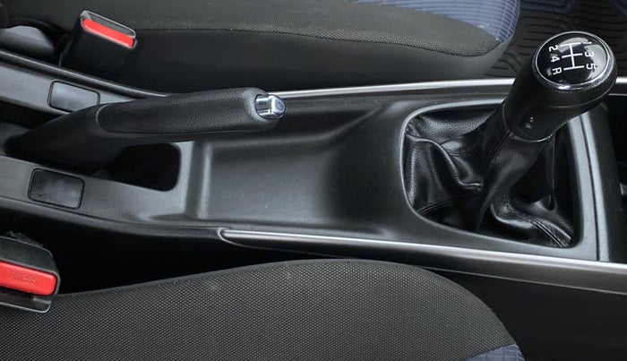 2020 Maruti Baleno ZETA PETROL 1.2, Petrol, Manual, 34,752 km, Gear Lever