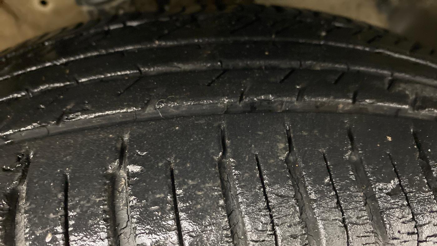 2018 Maruti IGNIS SIGMA 1.2 K12, Petrol, Manual, 61,056 km, Right Front Tyre Tread