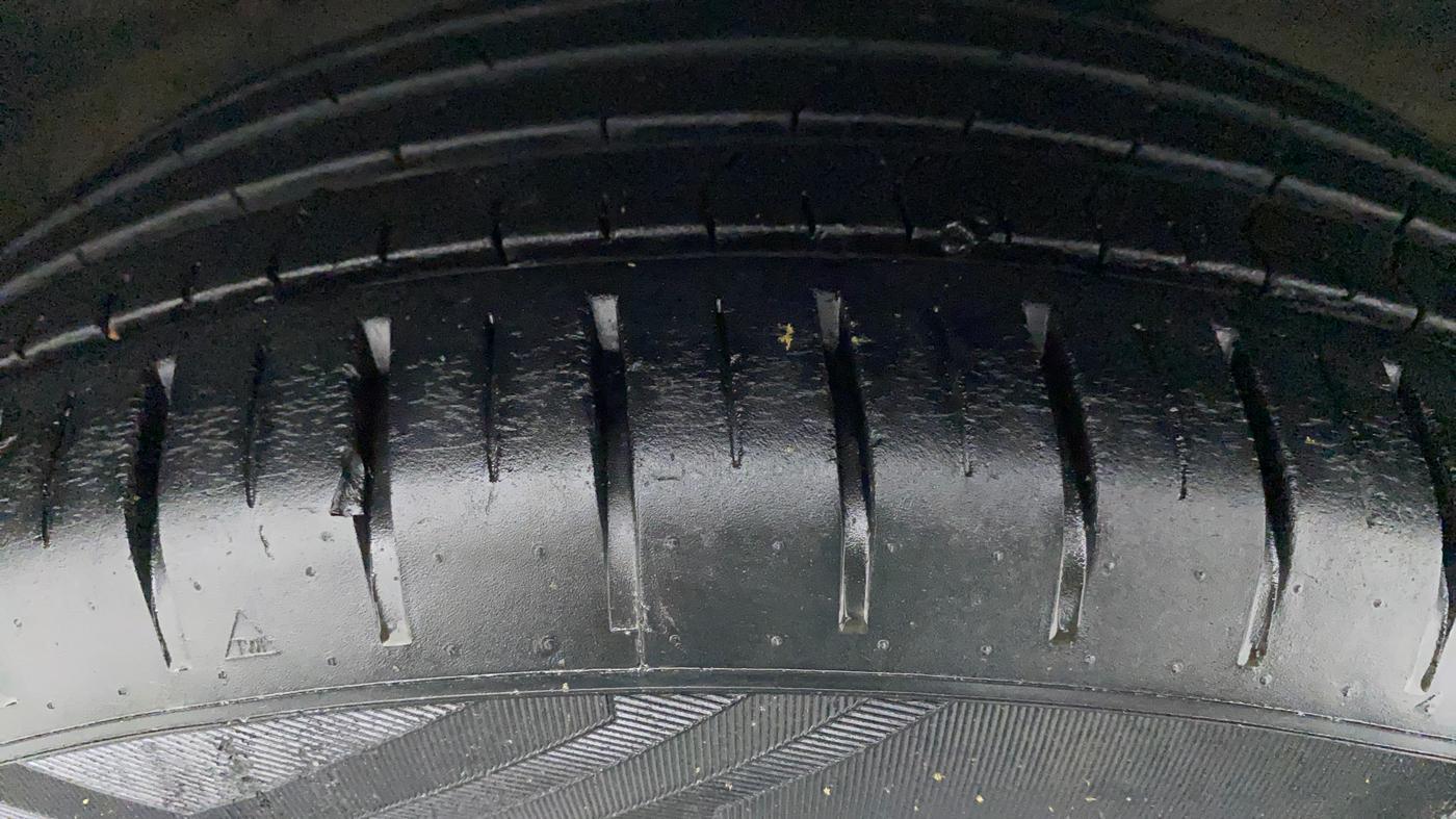 2020 Maruti Baleno ZETA PETROL 1.2, Petrol, Manual, 23,428 km, Right Front Tyre Tread