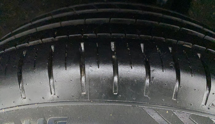 2020 Maruti Baleno ZETA PETROL 1.2, Petrol, Manual, 23,428 km, Left Rear Tyre Tread