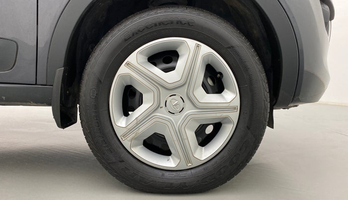 2019 Tata NEXON XMA 1.2, Petrol, Automatic, 22,231 km, Right Front Wheel