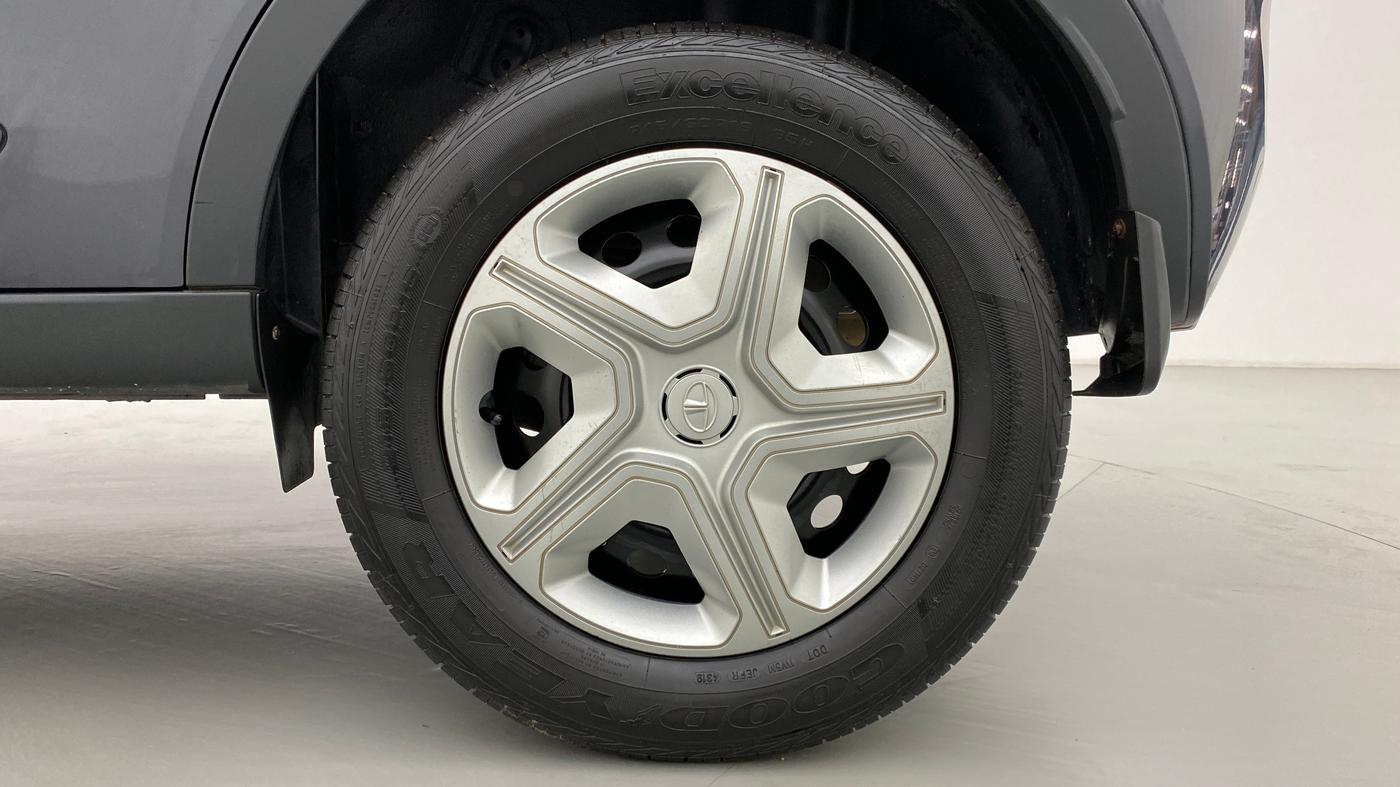 2019 Tata NEXON XMA 1.2, Petrol, Automatic, 22,231 km, Left Rear Wheel