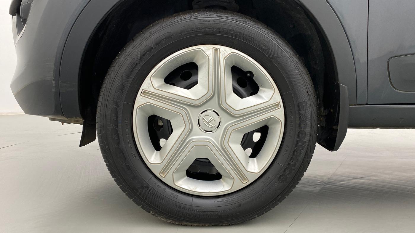 2019 Tata NEXON XMA 1.2, Petrol, Automatic, 22,231 km, Left Front Wheel
