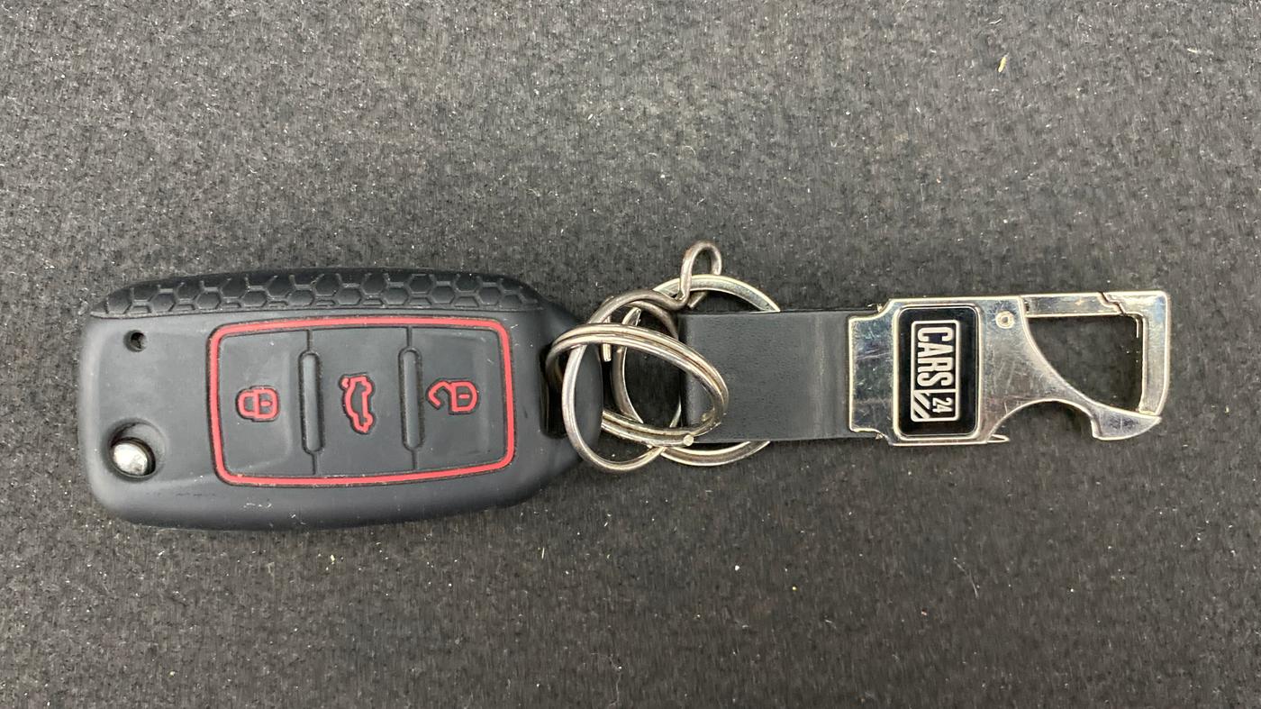 2019 Tata NEXON XMA 1.2, Petrol, Automatic, 22,231 km, Key Close Up