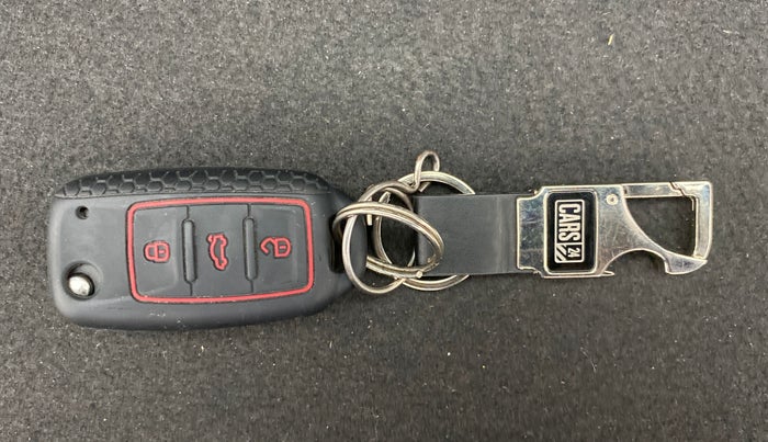 2019 Tata NEXON XMA 1.2, Petrol, Automatic, 22,231 km, Key Close Up