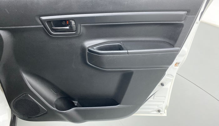 2020 Maruti S PRESSO VXI (O) CNG, CNG, Manual, 53,665 km, Driver Side Door Panels Control