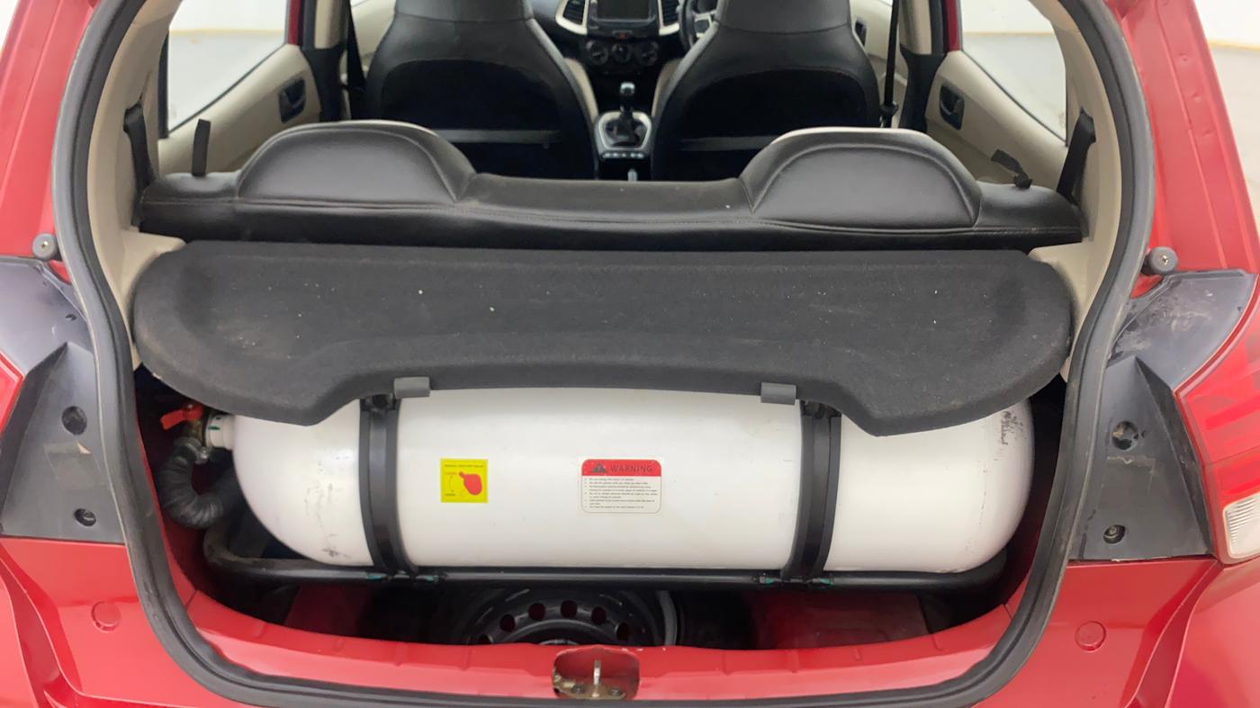 2022 Hyundai NEW SANTRO SPORTZ EXECUTIVE MT CNG, CNG, Manual, 1,15,712 km, Boot Inside