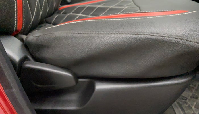 2018 Datsun Redi Go S 1.0 AMT, Petrol, Automatic, 8,790 km, Driver Side Adjustment Panel