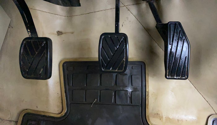 2019 Maruti Ertiga ZXI SHVS, Petrol, Manual, 47,756 km, Pedals