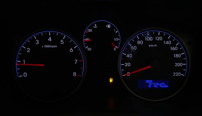 2013 Hyundai i20 SPORTZ 1.2, Petrol, Manual, 27,240 km, Odometer Image