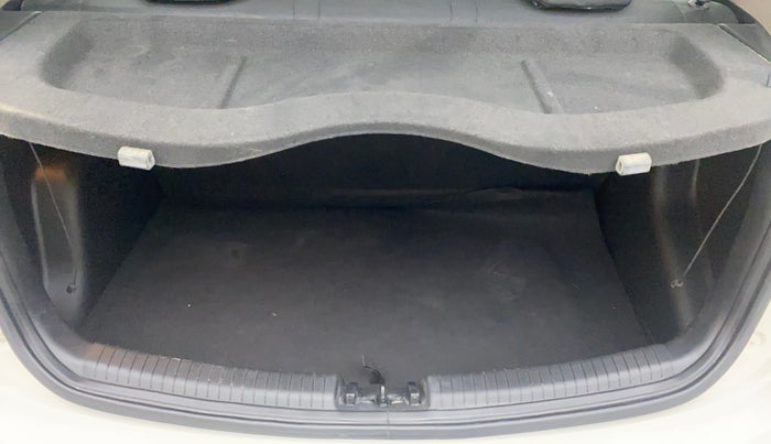 2014 Hyundai Grand i10 ASTA AT 1.2 KAPPA VTVT, Petrol, Automatic, 19,375 km, Boot Inside
