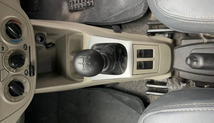 2017 Maruti Alto K10 VXI, Petrol, Manual, 26,027 km, Gear Lever