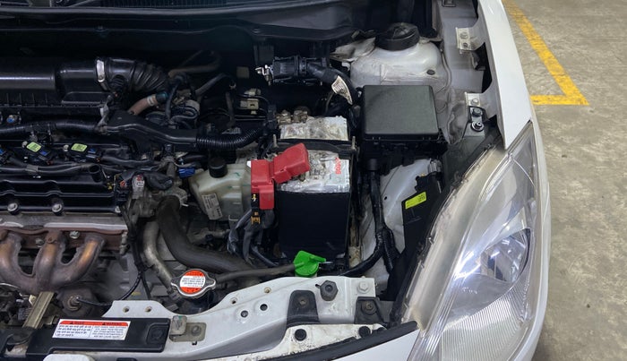 2020 Maruti Swift ZXI AMT, Petrol, Automatic, 33,817 km, Engine View - Left