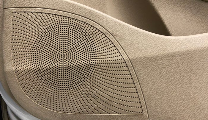 2015 Hyundai Eon MAGNA PLUS, Petrol, Manual, 47,892 km, Speaker