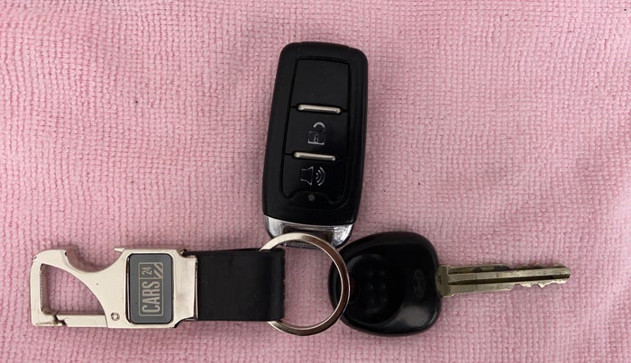 2015 Hyundai Eon MAGNA PLUS, Petrol, Manual, 47,892 km, Key Close Up