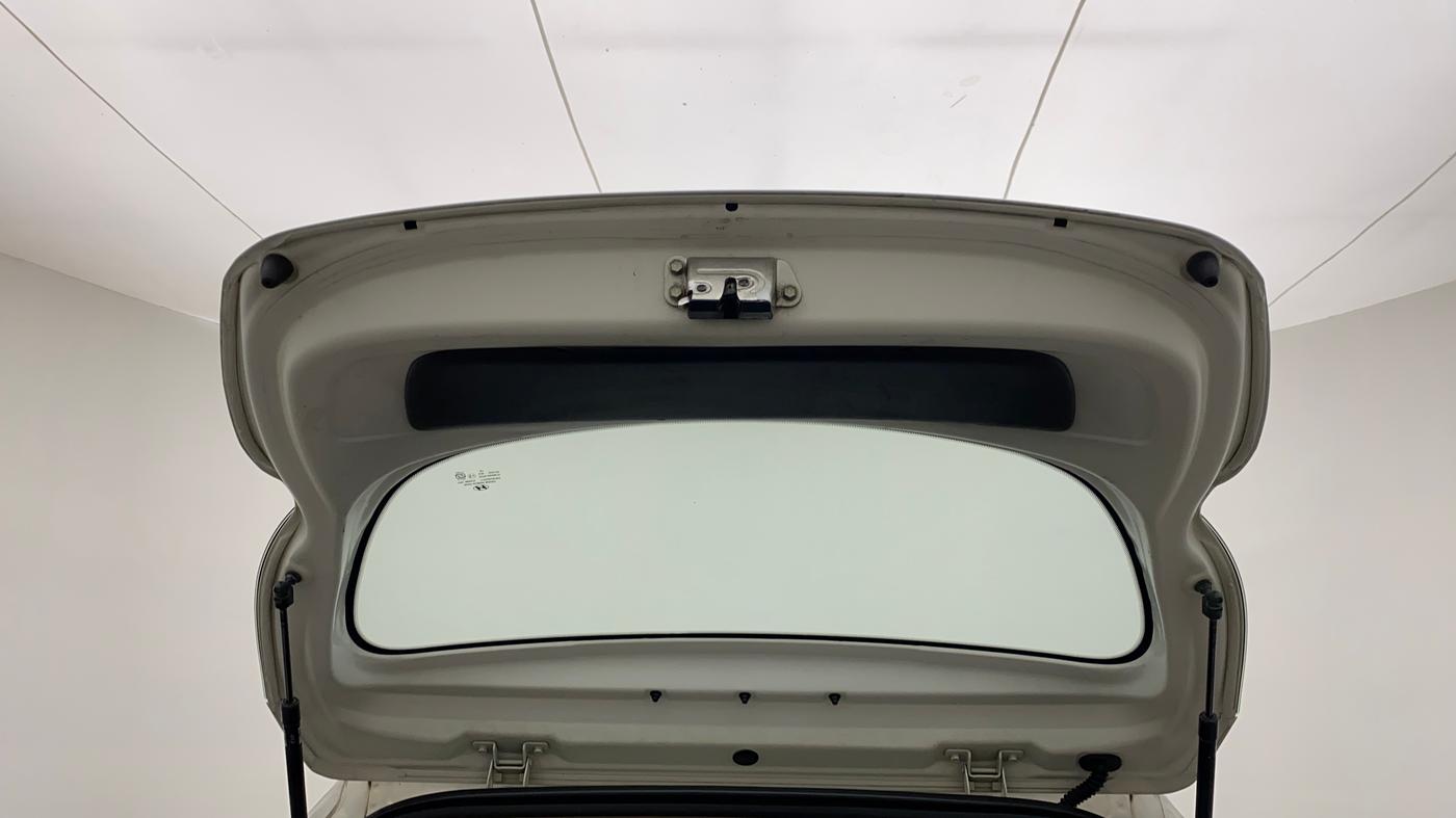 2018 Hyundai Eon ERA +, Petrol, Manual, 77,370 km, Boot Door Open