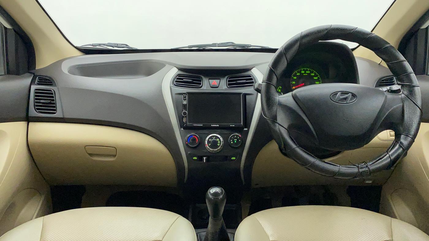 2018 Hyundai Eon ERA +, Petrol, Manual, 77,370 km, Dashboard