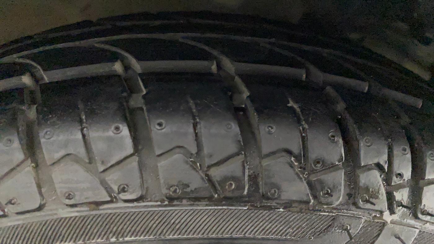 2018 Hyundai Eon ERA +, Petrol, Manual, 77,370 km, Right Rear Tyre Tread