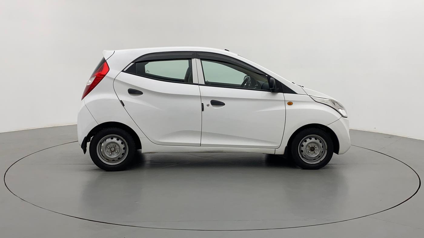 2018 Hyundai Eon ERA +, Petrol, Manual, 77,370 km, Right Side