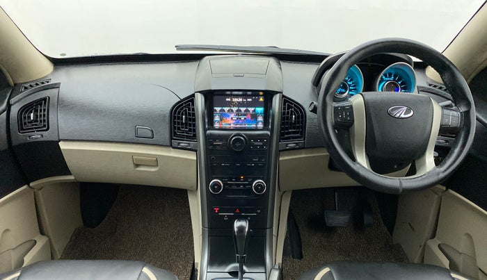 2016 Mahindra XUV500 W6 AT, Diesel, Automatic, 89,783 km, Dashboard