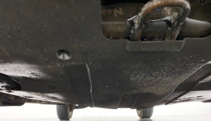 2016 Mahindra XUV500 W6 AT, Diesel, Automatic, 89,783 km, Front Underbody