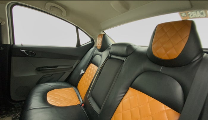 2018 Tata Tigor Buzz PETROL, CNG, Manual, 81,675 km, Right Side Rear Door Cabin