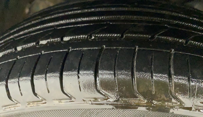 2018 Tata Tigor Buzz PETROL, CNG, Manual, 81,675 km, Left Front Tyre Tread