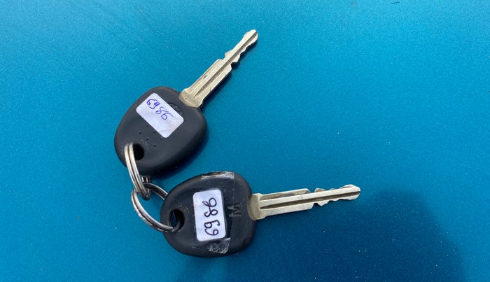 2014 Hyundai i10 MAGNA 1.1, Petrol, Manual, 75,689 km, Key Close Up