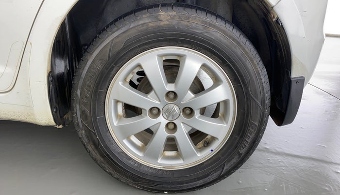 2011 Maruti Swift ZXI D, Petrol, Manual, 79,489 km, Left Rear Wheel