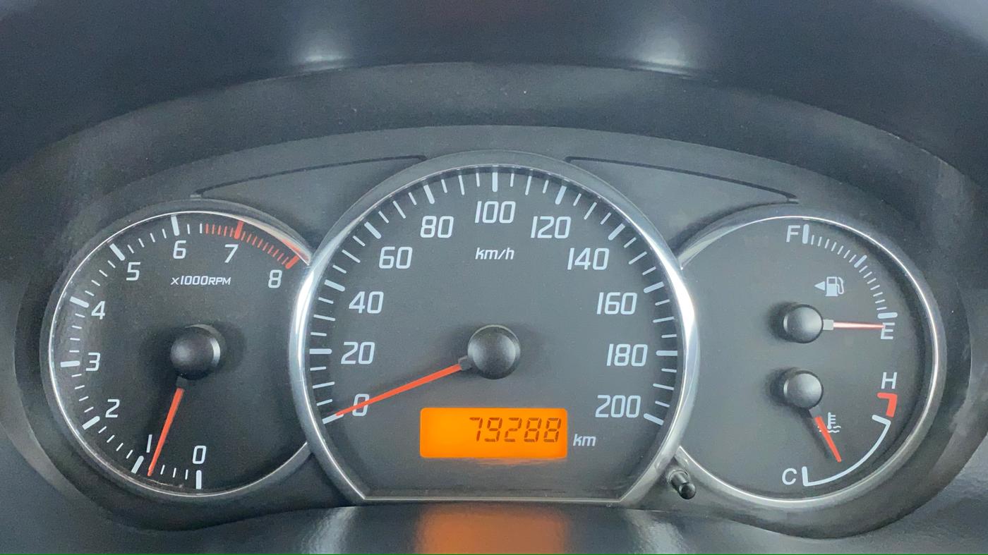 2011 Maruti Swift ZXI D, Petrol, Manual, 79,489 km, Odometer Image