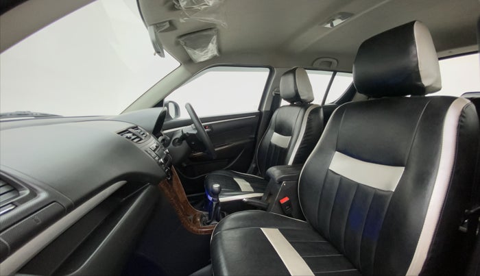 2017 Maruti Swift VXI, Petrol, Manual, 37,402 km, Right Side Front Door Cabin