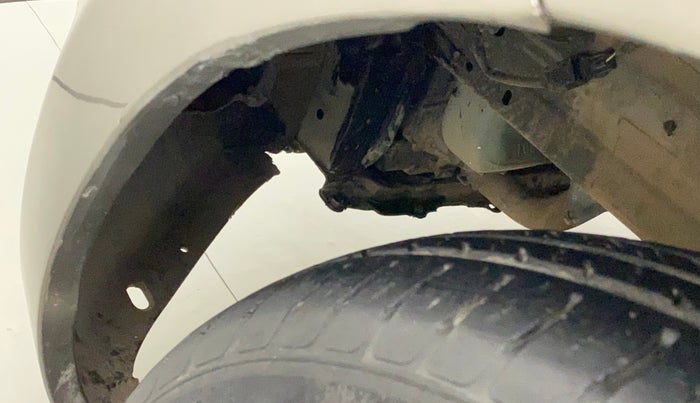 2019 Maruti Swift VXI, Petrol, Manual, 19,744 km, Left fender - Lining missing