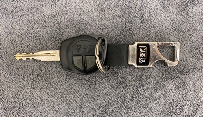 2019 Maruti Swift VXI, Petrol, Manual, 19,744 km, Key Close Up