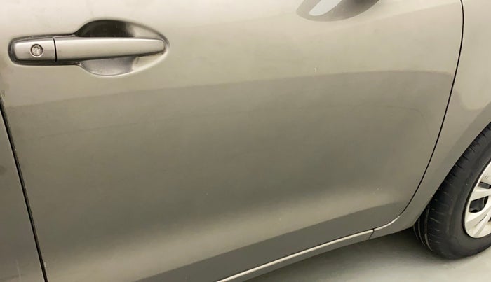 2019 Maruti Swift VXI, Petrol, Manual, 19,744 km, Driver-side door - Slightly dented