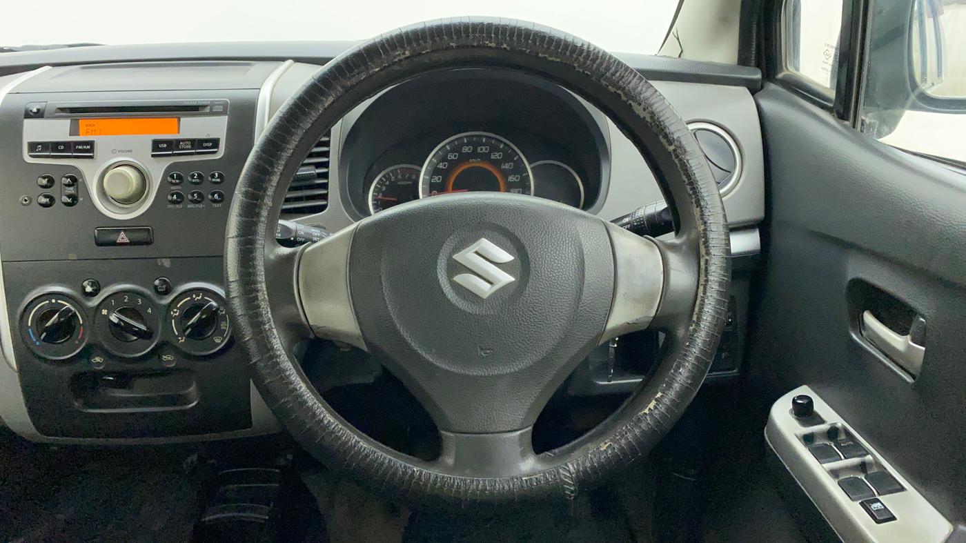 2011 Maruti Wagon R 1.0 VXI, Petrol, Manual, 92,129 km, Steering Wheel Close Up