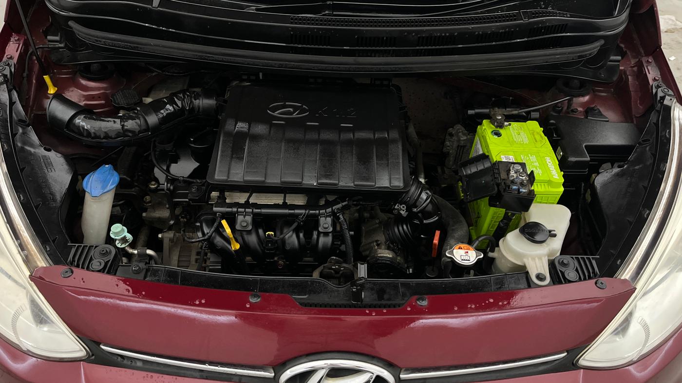 2016 Hyundai Grand i10 ASTA AT 1.2 KAPPA VTVT, Petrol, Automatic, 60,647 km, Engine View