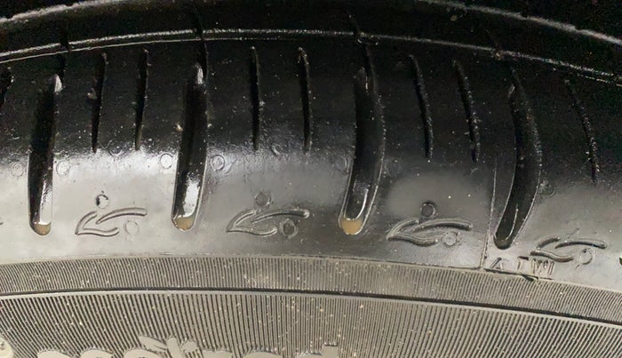 2023 Hyundai GRAND I10 NIOS SPORTZ AMT 1.2 KAPPA VTVT, Petrol, Automatic, 11,795 km, Right Front Tyre Tread